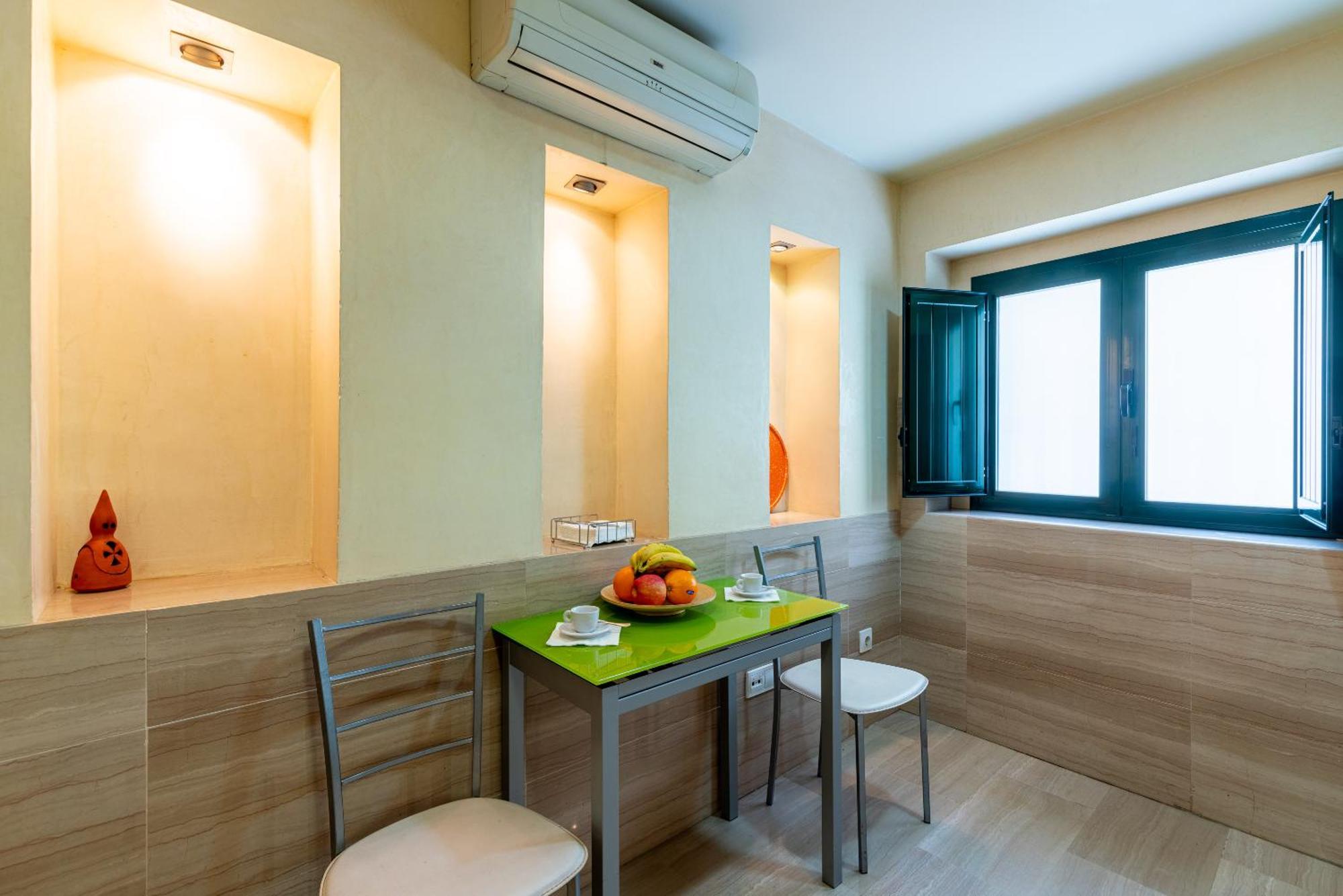Pyl Apartamento Centro Junto Catedral Sevilla Eksteriør billede